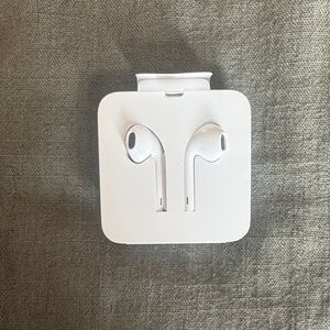 White Wired Earbuds Apple authentic lightning connector